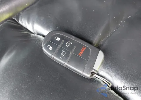 2017 Jeep Grand Cherokee Limited 4X2 z USA, uszkodzony, nr VIN 1C4RJEBGXHC731122